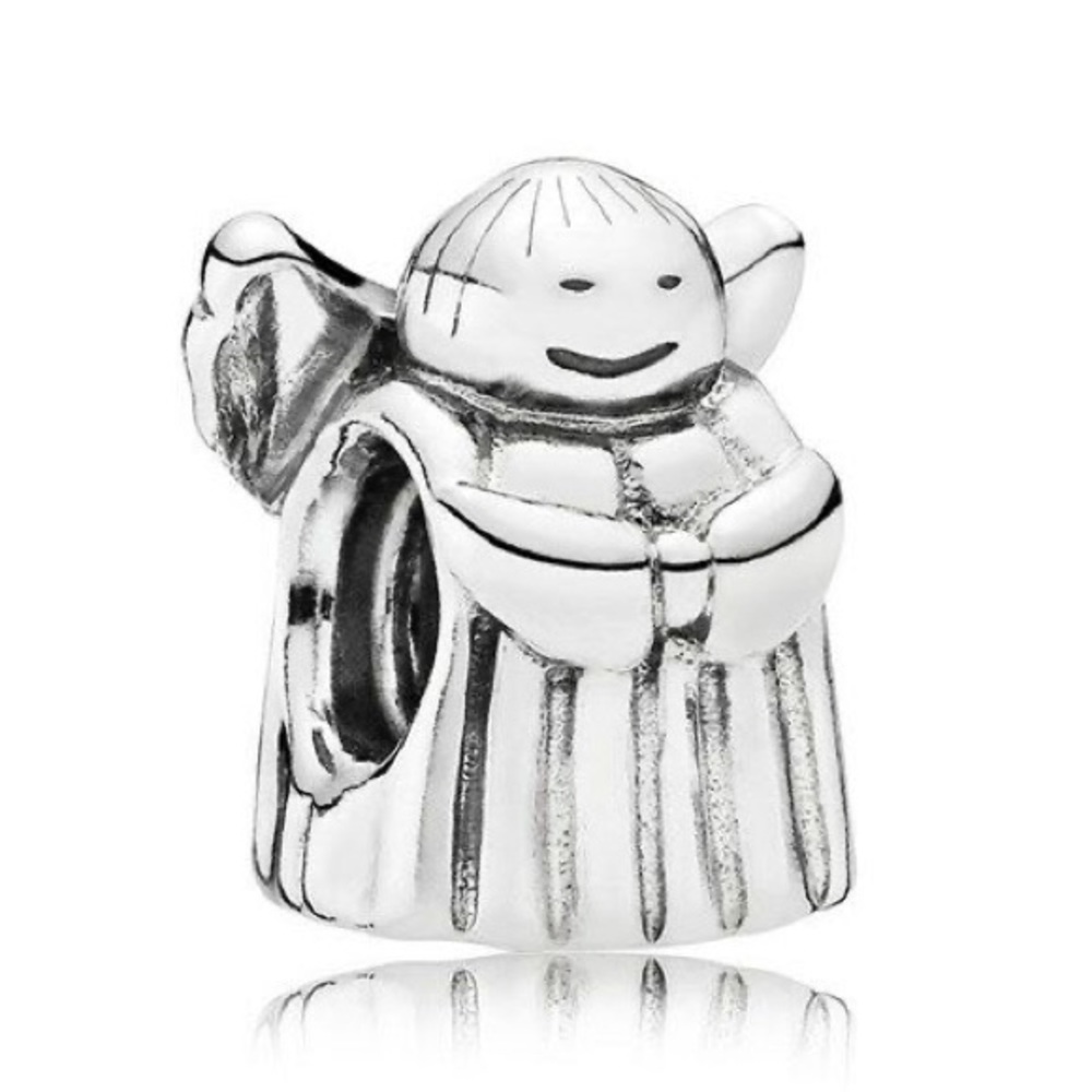 Pandora EUC retired Angel of Hope Charm 😇